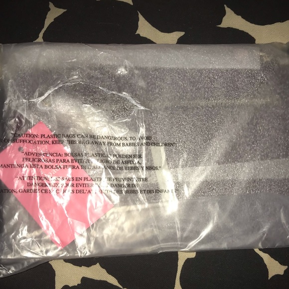 Kate Spade NWT Cameron Medium l-Zip Wristlet - HOST PICK! 🏆 - Picture 7 of 10